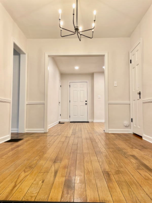 Foto del edificio - 5348 Primrose Ave