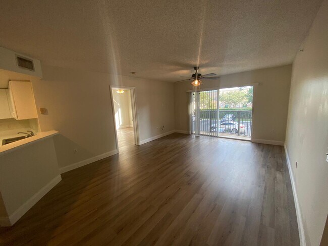 Foto del edificio - 4155 N Haverhill Rd