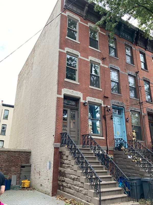 152 Coles St Unit 2, Jersey City, NJ 07302 Condo for Rent in Jersey City, NJ