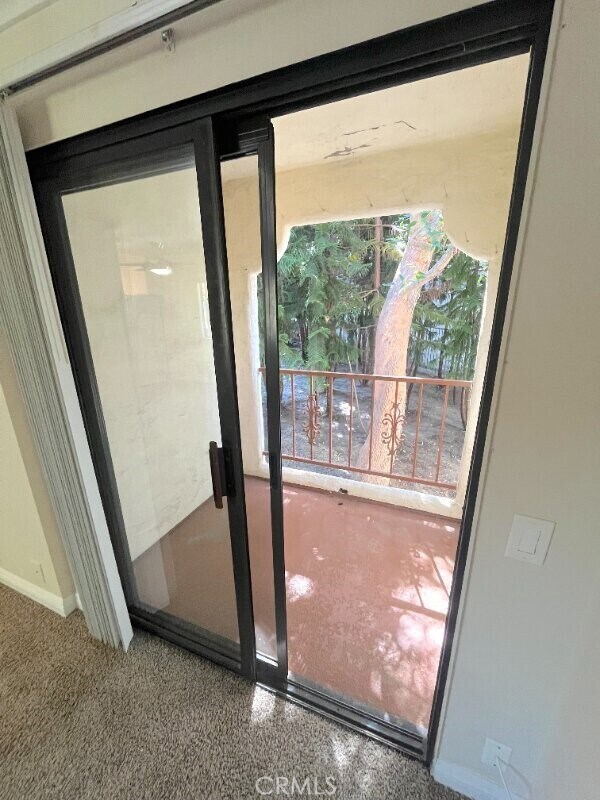 Foto del edificio - 248 W Avenida Palizada