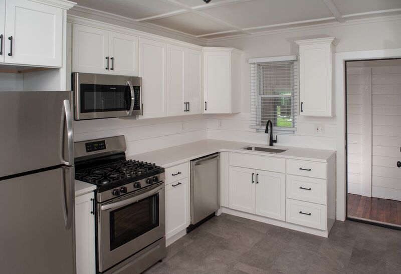 Primary Photo - 17 Granite St