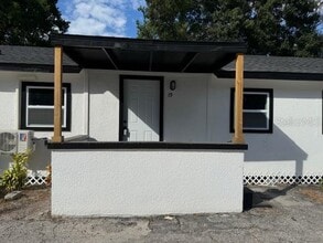 Building Photo - 4605 N Hubert Ave
