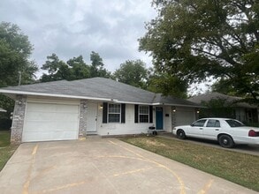 Building Photo - 1781 N Drury Ave