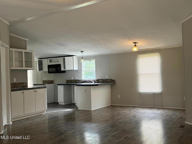 Foto del edificio - 5575 Robin Wood Rd