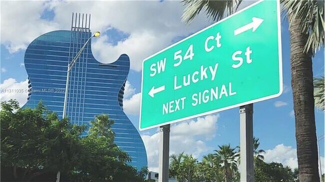 5430 SW 43rd Terrace Unit 5430 photo'