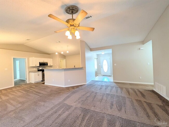 Building Photo - 175 Carrier Dr