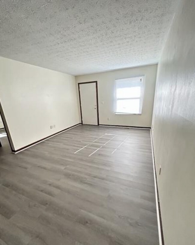 Foto del edificio - 5041 Belle Isle Dr