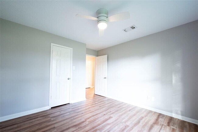 Foto del edificio - 12195 Anderson Rd