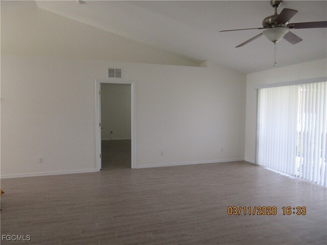 Building Photo - 1911 SW 12th Ln