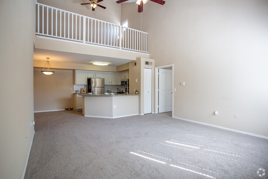 Calais Park Apartments