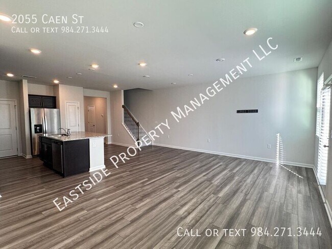 Foto del edificio - 2055 Caen St