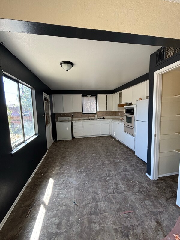 Foto del edificio - 5229 Mountain View Dr