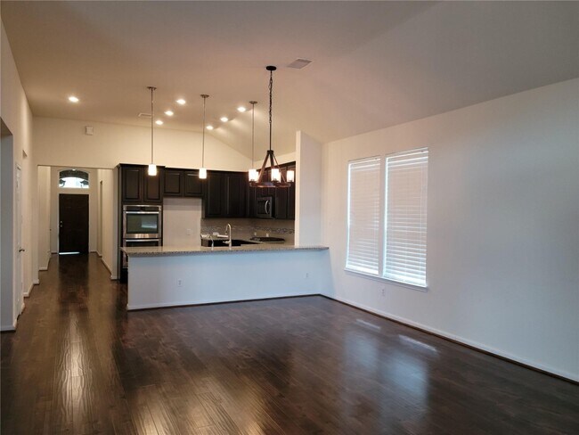 Building Photo - 1128 Swinford Ct