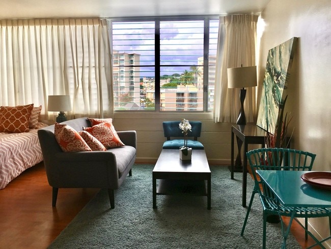 Foto del edificio - **VIEW FULL AD FOR DETAILS** $500 1ST MONT...