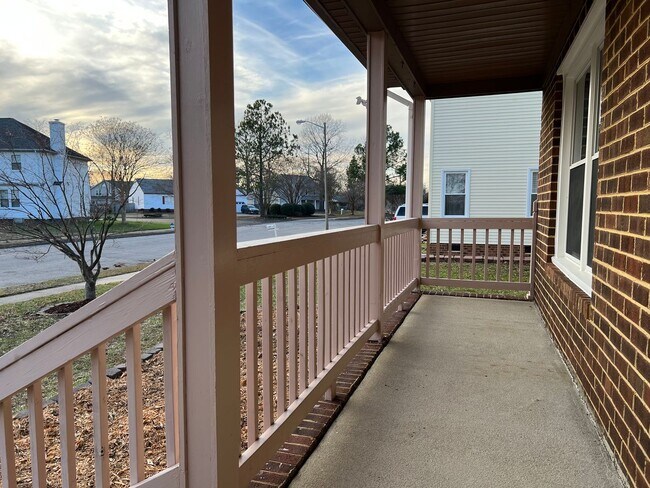 Building Photo - Large Single Family Home For Rent In Chesa...