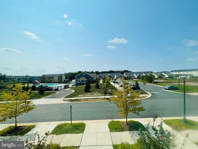 Foto del edificio - 419 Foxglove Way