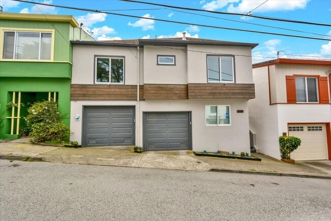 Building Photo - 220 Glenview Dr