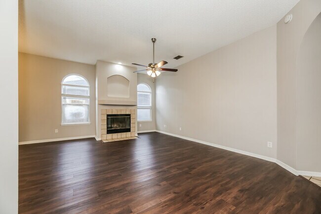 Foto del edificio - 1455 Beecher Ln