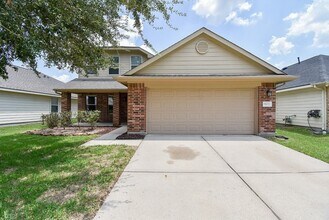 Building Photo - 9602 Siano Pines Dr