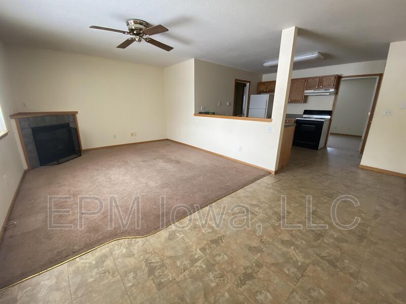 Primary Photo - 509 Cedar St