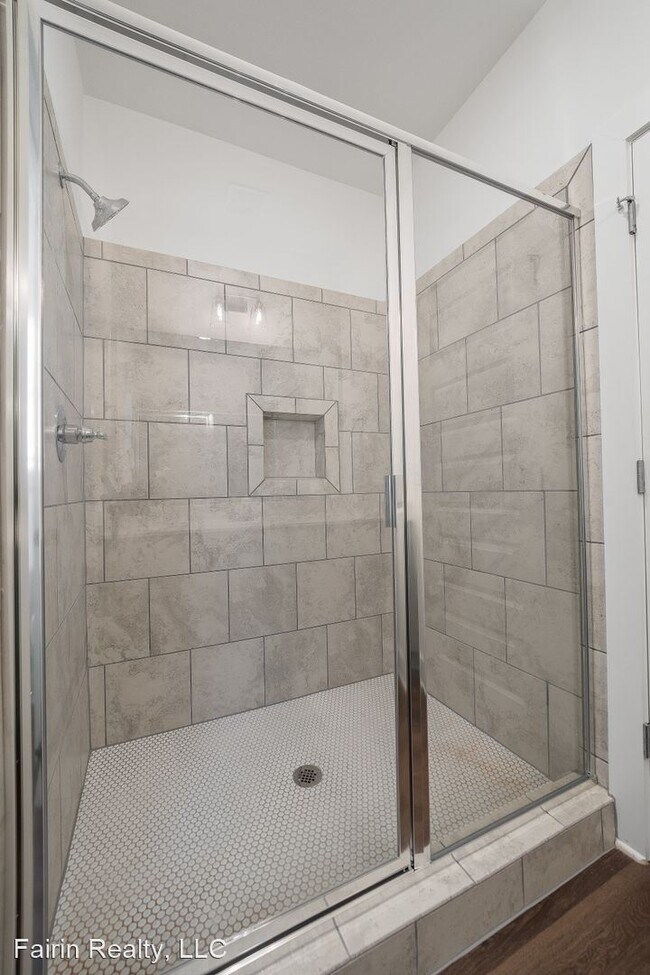 Building Photo - 2 br, 2.5 bath House - 4016 Red Rock Pl