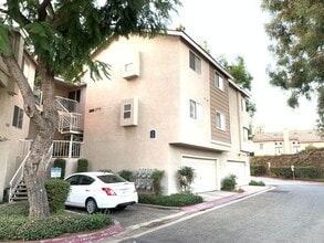 Building Photo - 2410 N Towne Ave