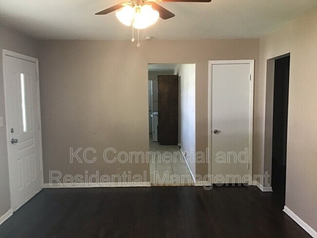 Building Photo - 8803 Blue Ridge Blvd
