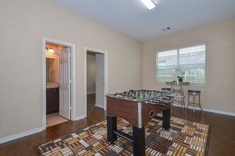 Building Photo - 4107 Elk Bluff Ln