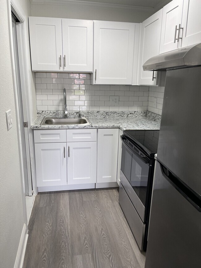 Playa Blanca Apartments in Milton, FL