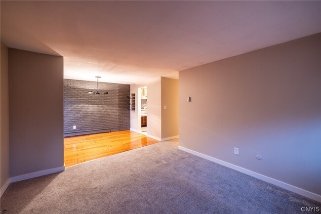 Building Photo - 705 Idlewood Blvd N