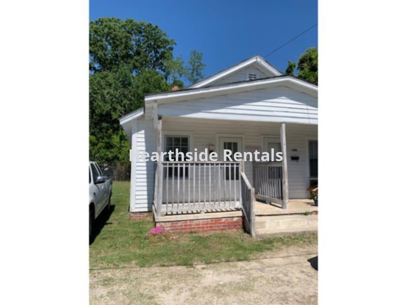 Primary Photo - 410 Davis St