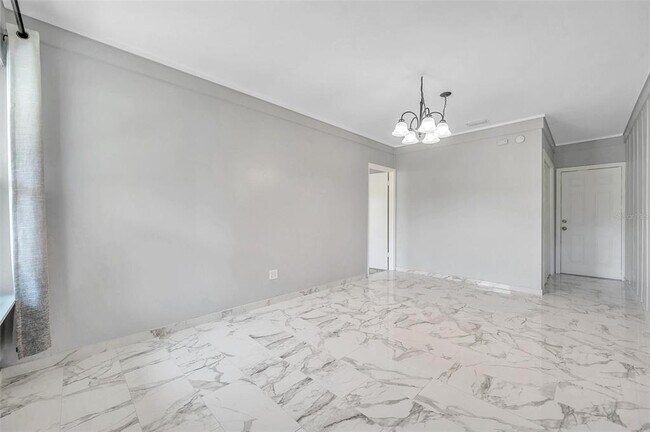 Foto del edificio - 3230 51st St N