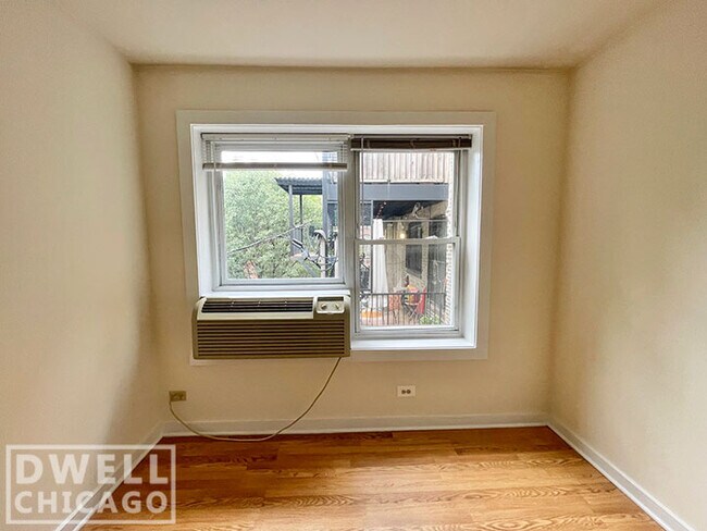 Foto del edificio - 1844 N Humboldt Blvd