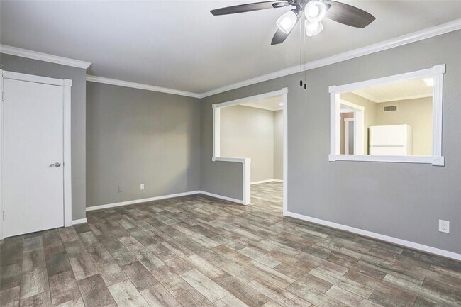 Foto del edificio - 11540 Chimney Rock Rd