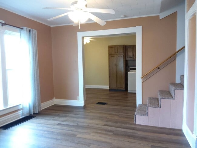 Building Photo - 3 Bedroom 1 Bathroom Home in Goshen!