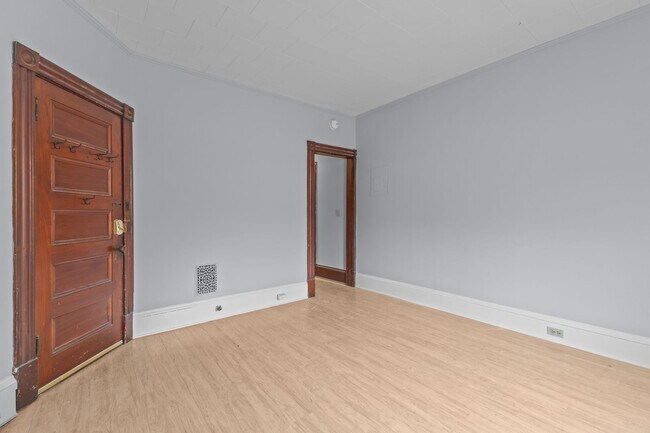 Building Photo - 234 Pearl St