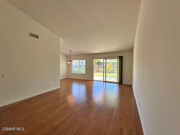 Building Photo - 724 Zinnia Ct