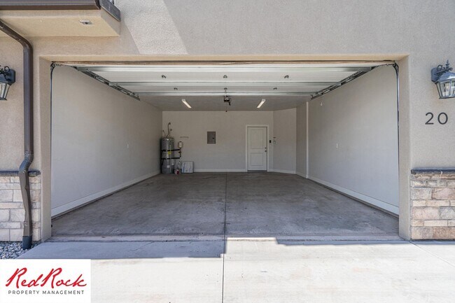 Foto del edificio - Gorgeous 3 Bedroom Townhome in Washington!