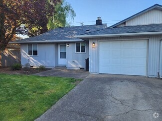Building Photo - 1029-1029 Raffon Ct SE