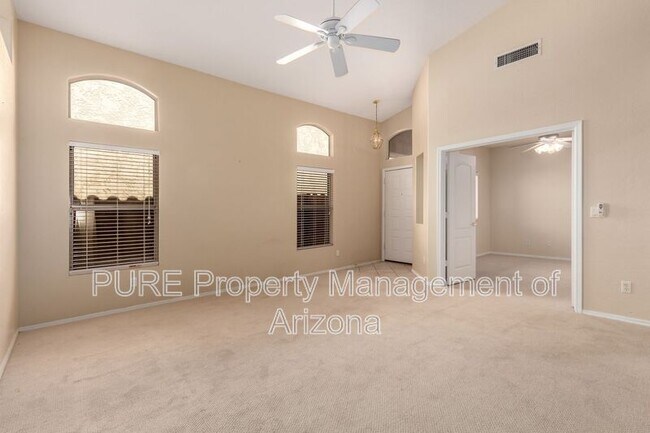 Foto del edificio - 10652 W Coronado Rd