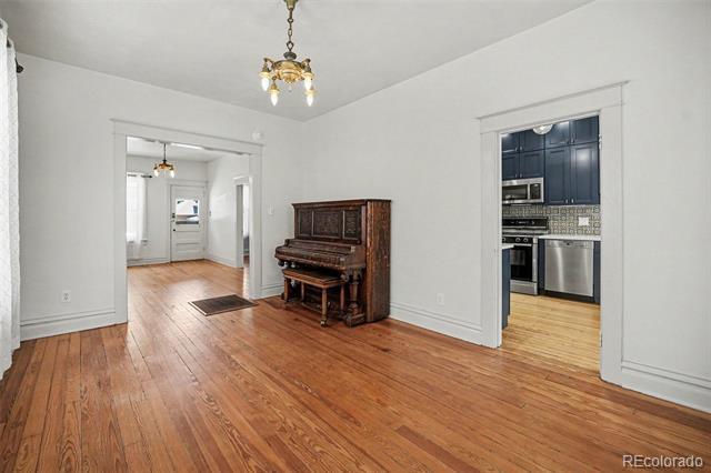 Foto del edificio - 3427 Meade St