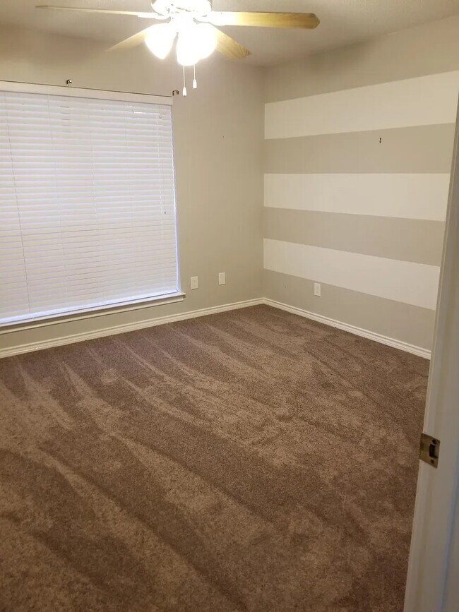 Foto del edificio - Room in Duplex on St Paul Ct