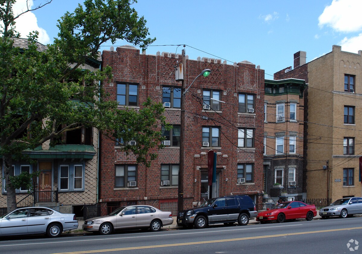 Building Photo - 3687-3689 John F Kennedy Blvd