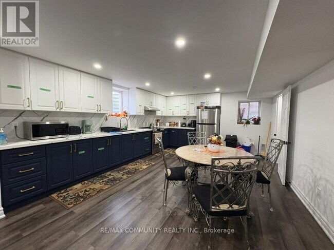 Building Photo - 69 St Hubert Dr