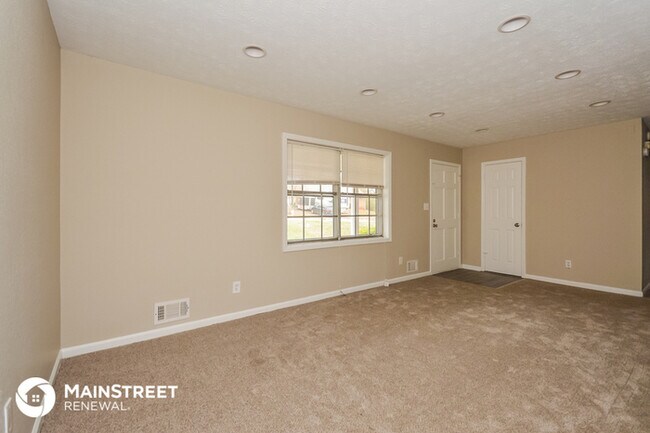 Building Photo - 4007-4007 7 Hills Trail