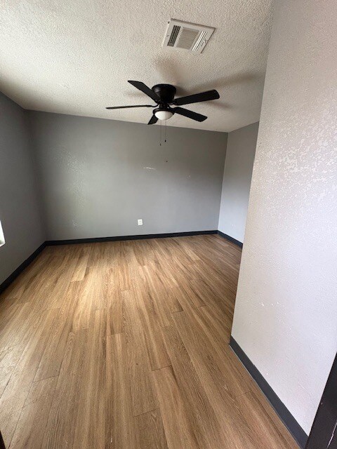 Foto del edificio - 9105 Grady St