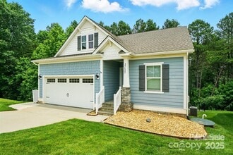 Building Photo - 25622 Seagull Dr
