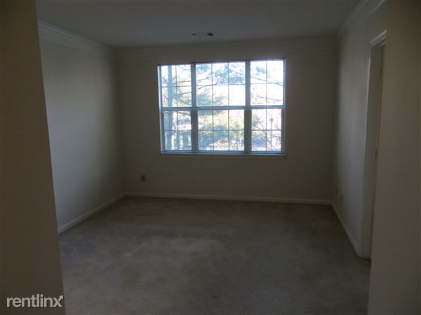 Building Photo - 20322 Beechwood Ter