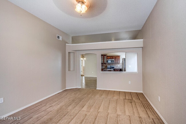 Foto del edificio - 14283 Desert Point Dr