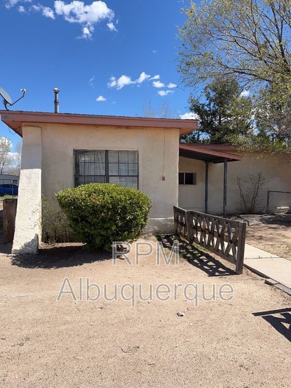 Foto del edificio - 253 Gonzales Ln SE